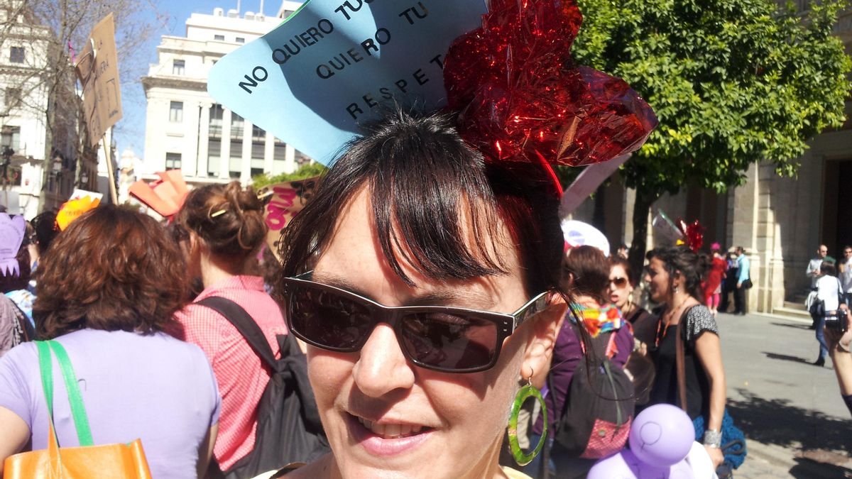 Fotogalería: una protesta en siete peinetas