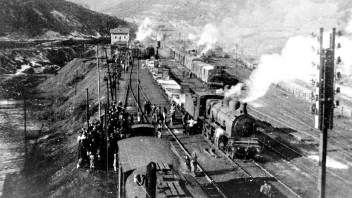 La provincia de León queda dividida en dos con los militares dominando los ferrocarriles