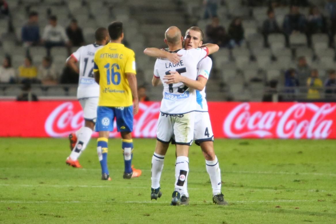Encuentro entre la UD Las Palmas y el Deportivo de La Coruña en el Estadio de Gran Canaria. Alejandro Ramos.