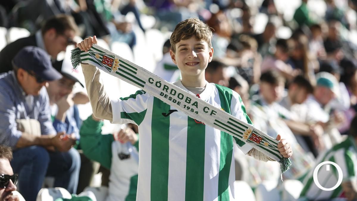 Grada Blanquiverde del Córdoba CF - SD Huesca