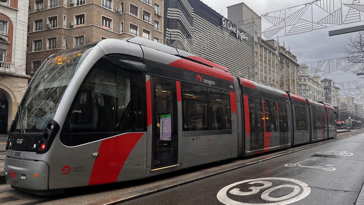El PSOE aragonés se compromete a llevar a cabo la segunda línea del tranvía a Zaragoza y a prolongar la actual