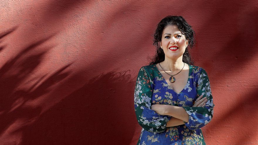 Perplejidad y rechazo en las letras andaluzas por la destitución de Eva Díaz Pérez al frente del CAL