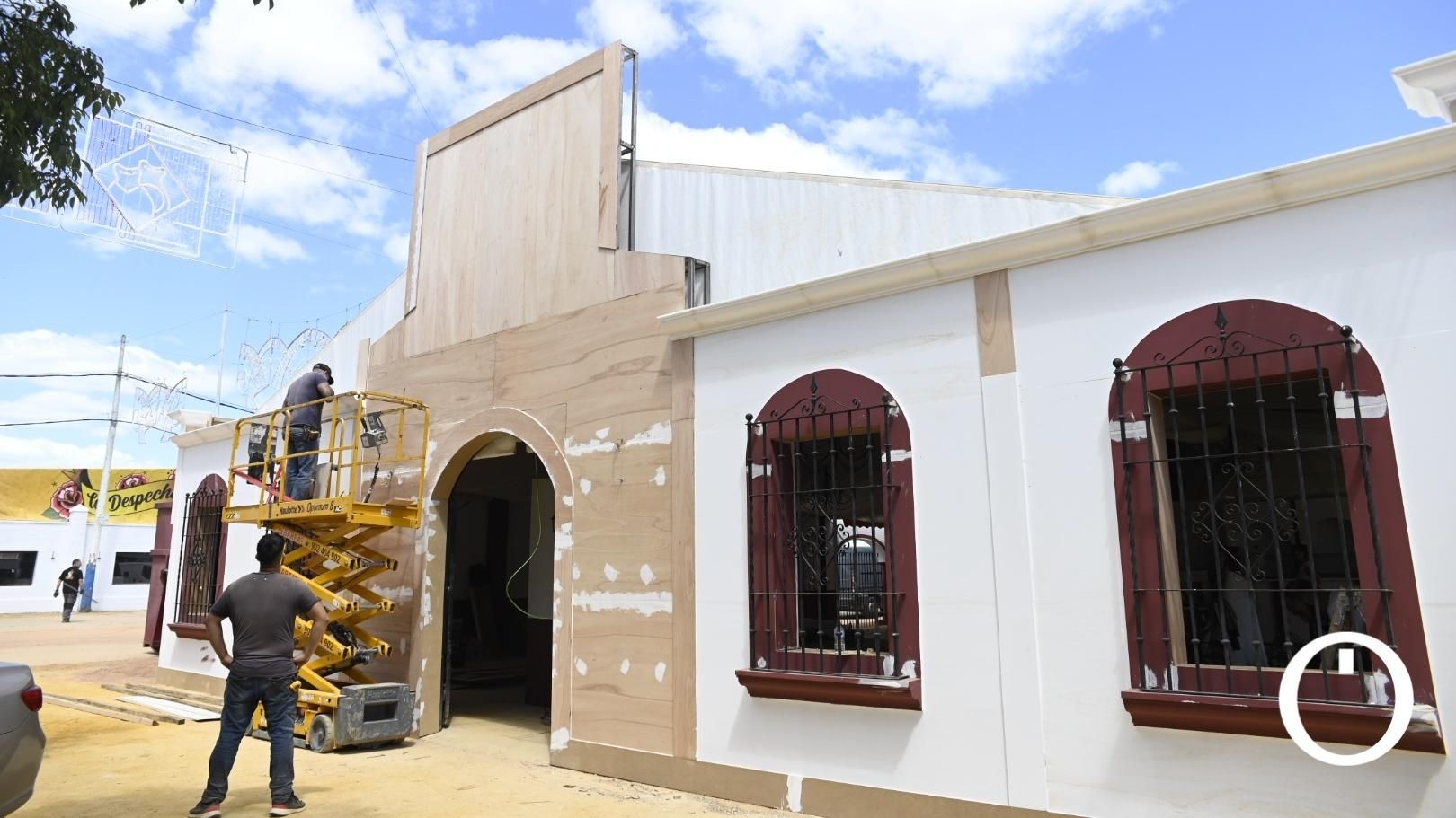 Montaje de la feria de Córdoba
