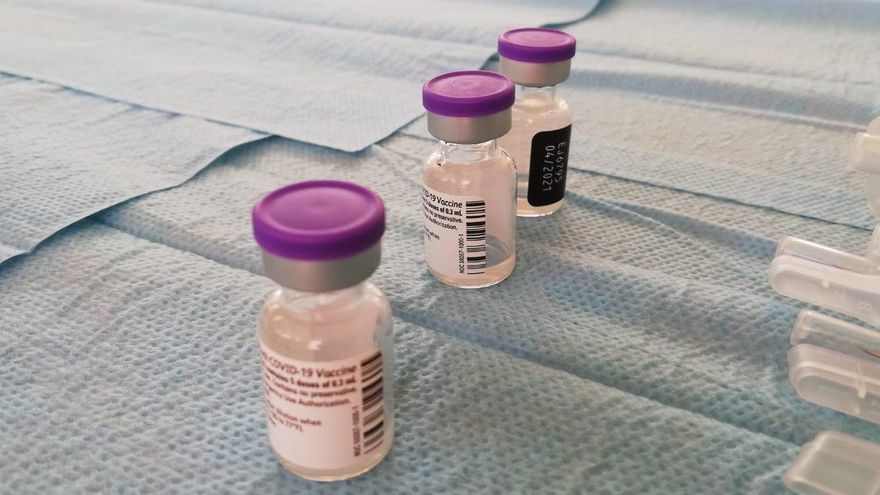 CSIF critica que Castilla-La Mancha siga sin aclarar cuándo y cómo se vacunará a docentes de mas de 55 años