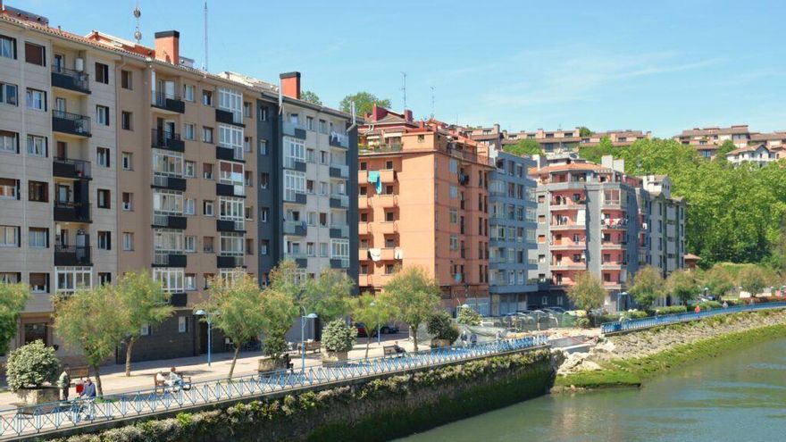 Errenteria será el primer municipio vasco en convertirse en zona tensionada y topar los alquileres de las viviendas