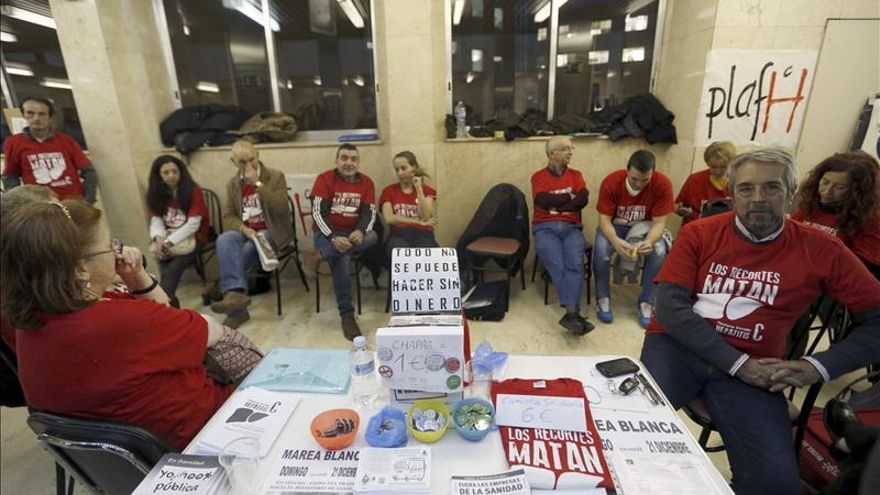 Sanidad ofrece a los enfermos de hepatitis C participar en el Plan Integral