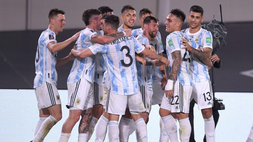 Argentina busca dar otro paso hacia Qatar en Montevideo en el clásico rioplatense con Uruguay