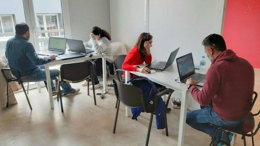 Atenas amplia la oferta de recursos para migrantes para fomentar su integración