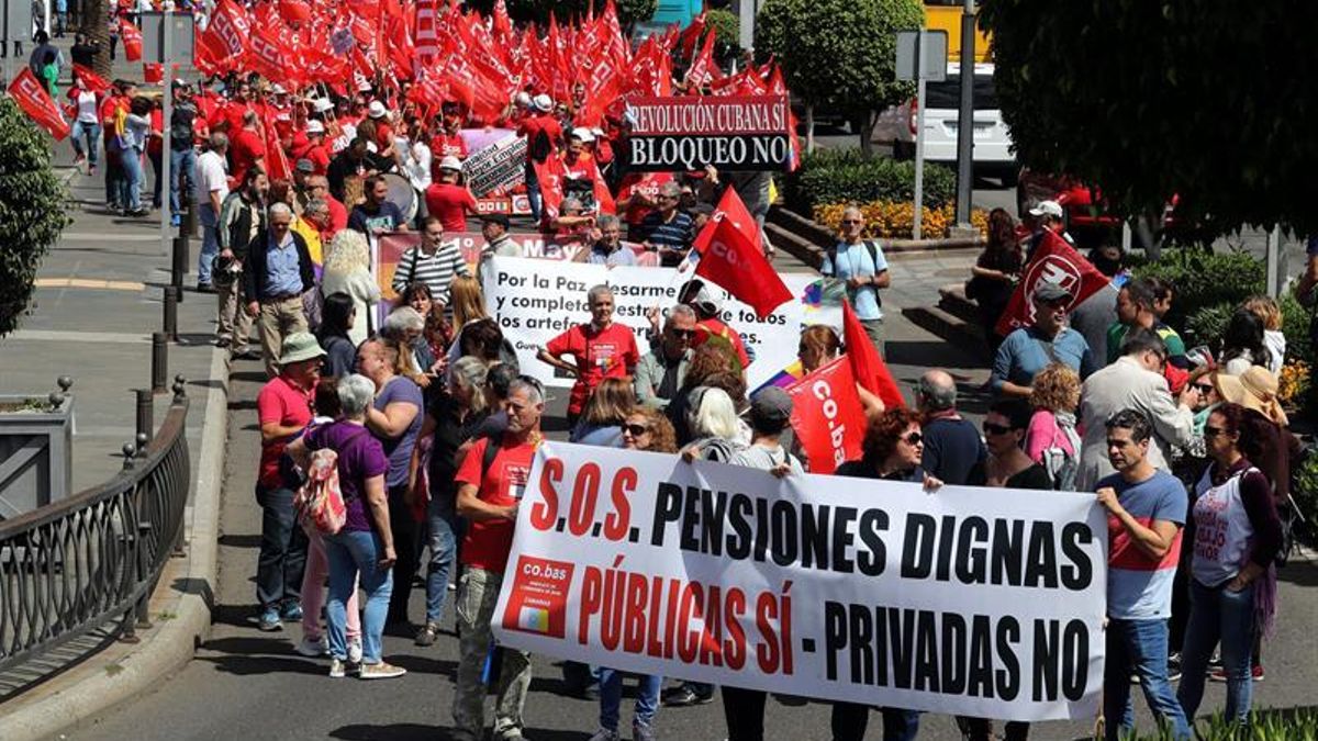 Fotogalería | Manifestaciones en Canarias este Primero de mayo