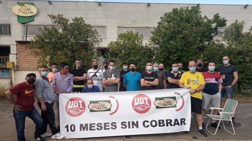 Noche sin pan: los trabajadores de Pan Recor inician una huelga indefinida