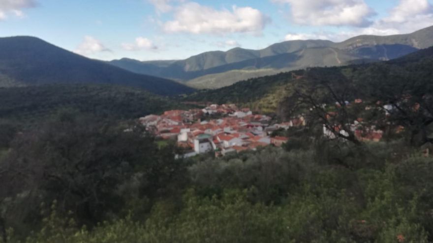 La localidad de El Hoyo, enclavada en el monte