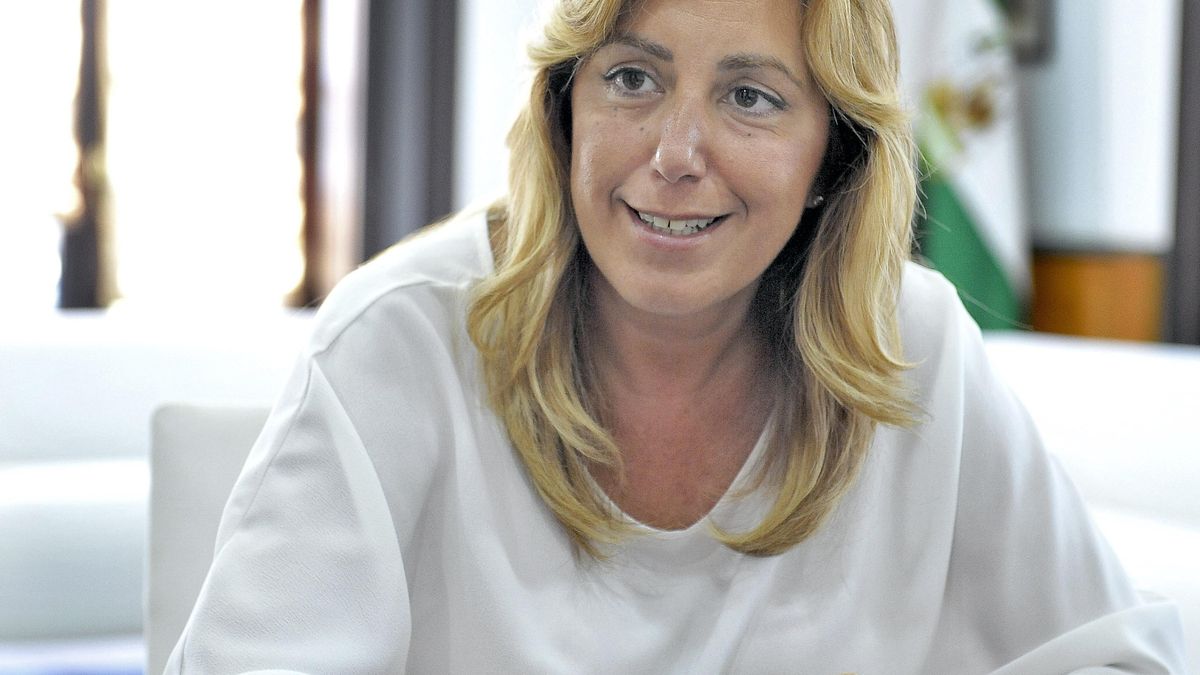 La Ejecutiva del PSOE-A acuerda por unanimidad proponer a Díaz como candidata a la investidura como presidenta andaluza
