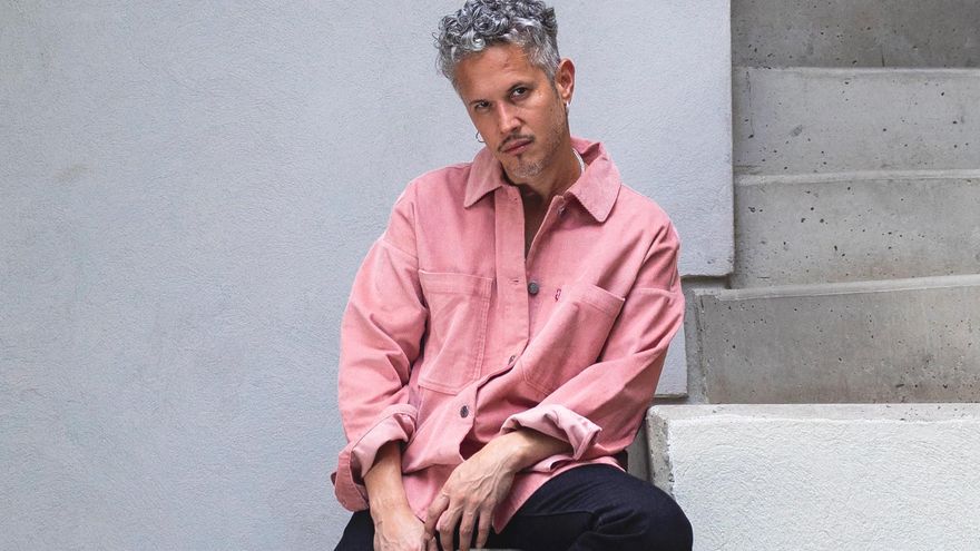 El dominicano Vicente García celebra el éxito de su música "arriesgada" fiel a su país