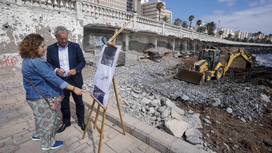 Sebastián Franquis, en el inicio de las obras para proteger la Avenida Marítima en Las Palmas de Gran Canaria