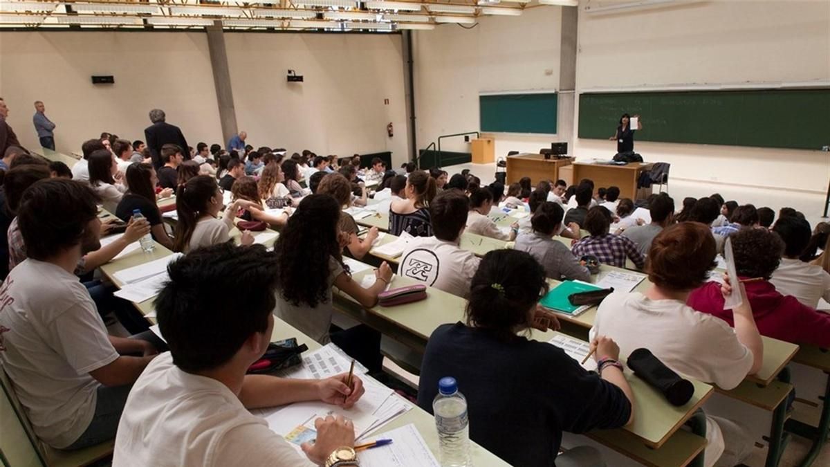 Becas y ayudas al estudio en Canarias: publicada la convocatoria para el curso 26/27, con algunas novedades