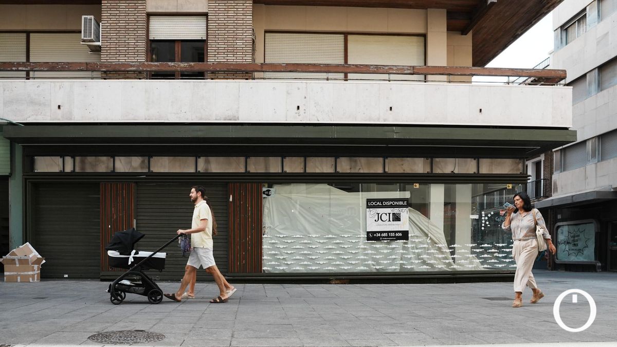 Locales comerciales vacíos en calles Concepción y Gondomar