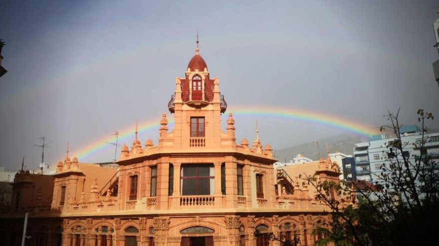 Santa Cruz amanece con un inusual arcoíris doble por las primeras lluvias de este viernes