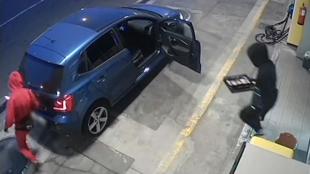 Desarticulada en Tenerife la banda más activa en robos con violencia a comercios: 34 asaltos, ocho detenidos y tres en prisión