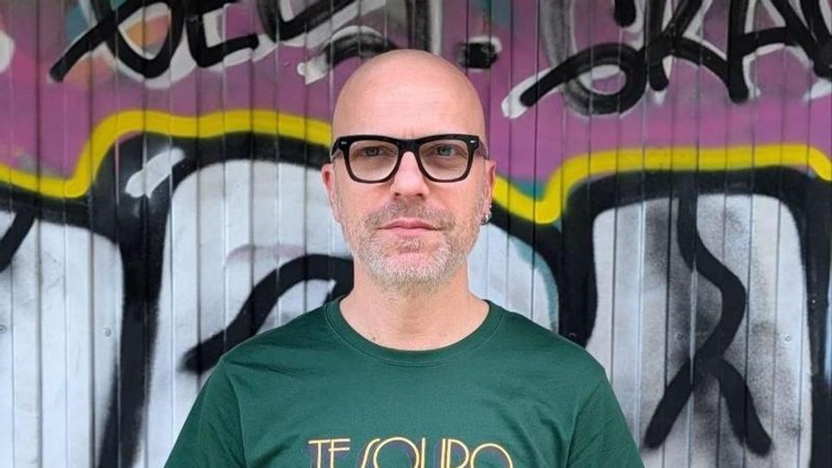 Diego Ameixeiras, escritor: "La novela negra ha ganado prestigio pero por el camino ha perdido componentes críticos"