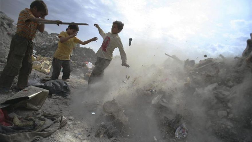El obispo caldeo de Alepo dice que la población está muriendo de hambre