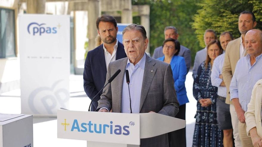 Alfredo Canteli, el alcalde de Oviedo del PP abonado a polémicas: de la justificación de la violencia al desprecio al Orgullo