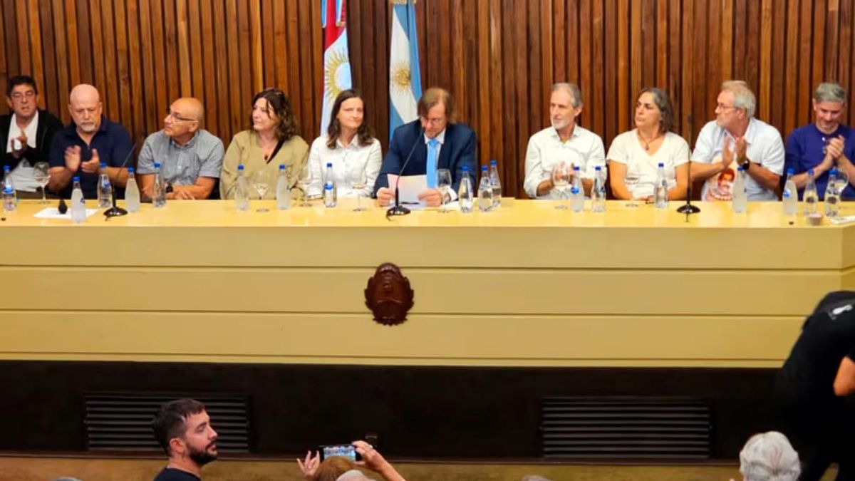 La Justicia argentina identifica los 12 cadáveres encontrados en una antigua prisión de la dictadura