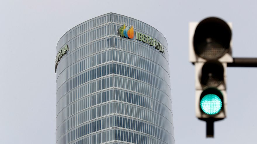 El ‘impuesto’ a la banca y las eléctricas enfada al PNV por “esquivar” a las haciendas vascas y de Navarra