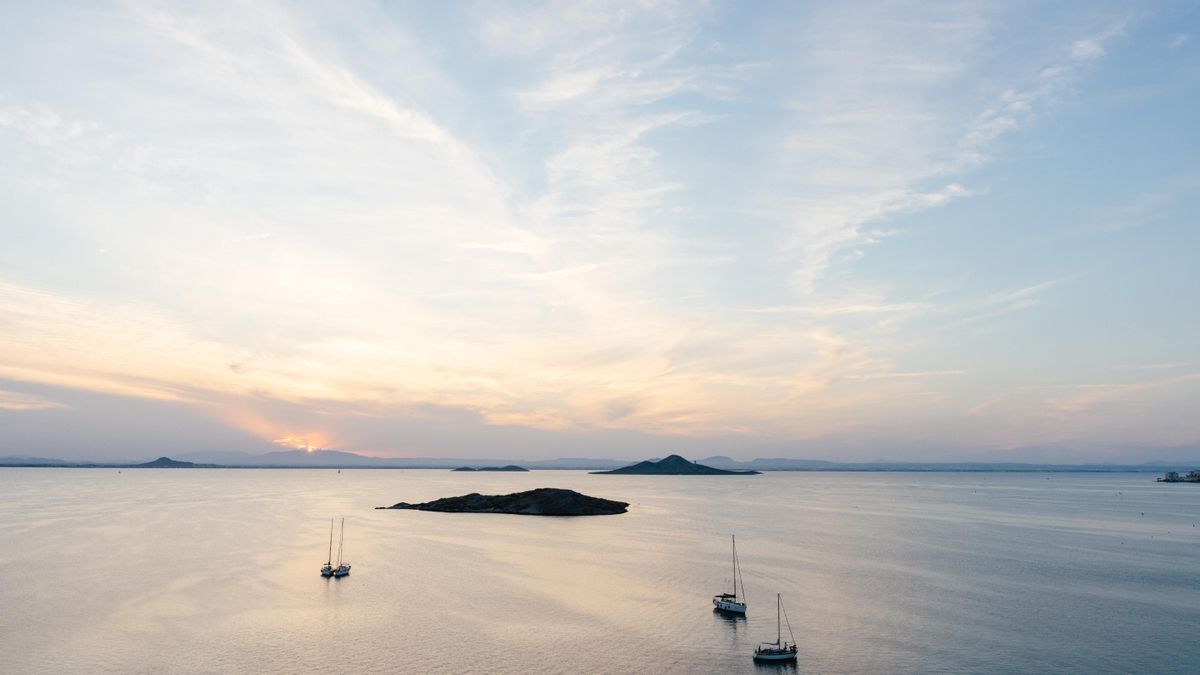 Así se vive en la Región de Murcia cuando el resto del país se despide del sol