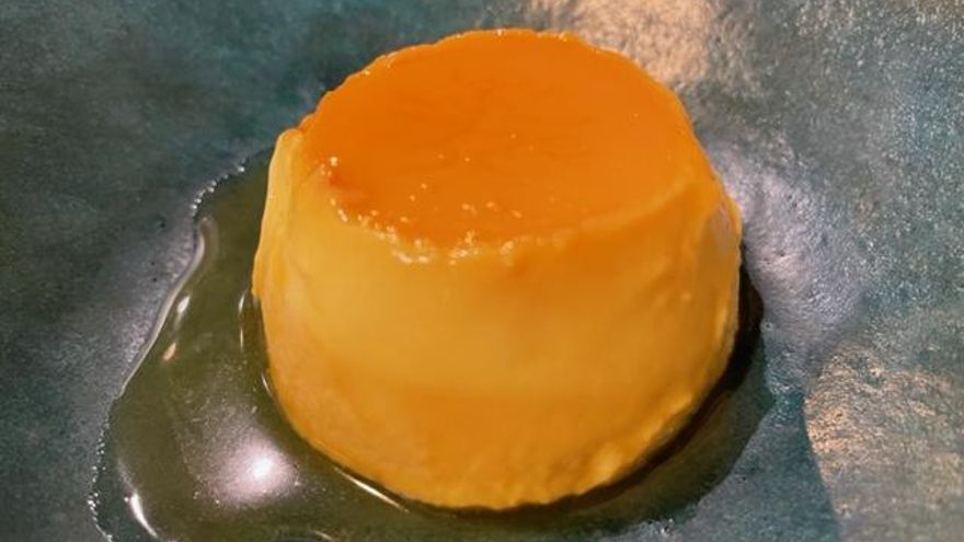 Flan de huevo y leche de oveja