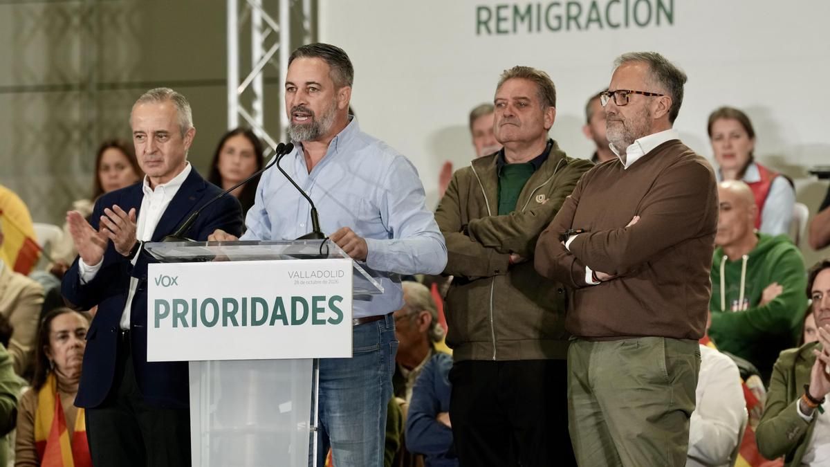 Abascal carga contra Óscar Puente, "el ministro de la muerte": "No vamos a creer nada que diga el Gobierno hasta el 29N"