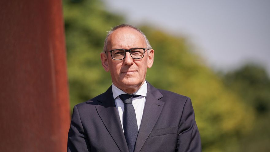 Álava pide "perdón" por el 'caso De Miguel' pero el diputado general del PNV destaca la corrupción de IU