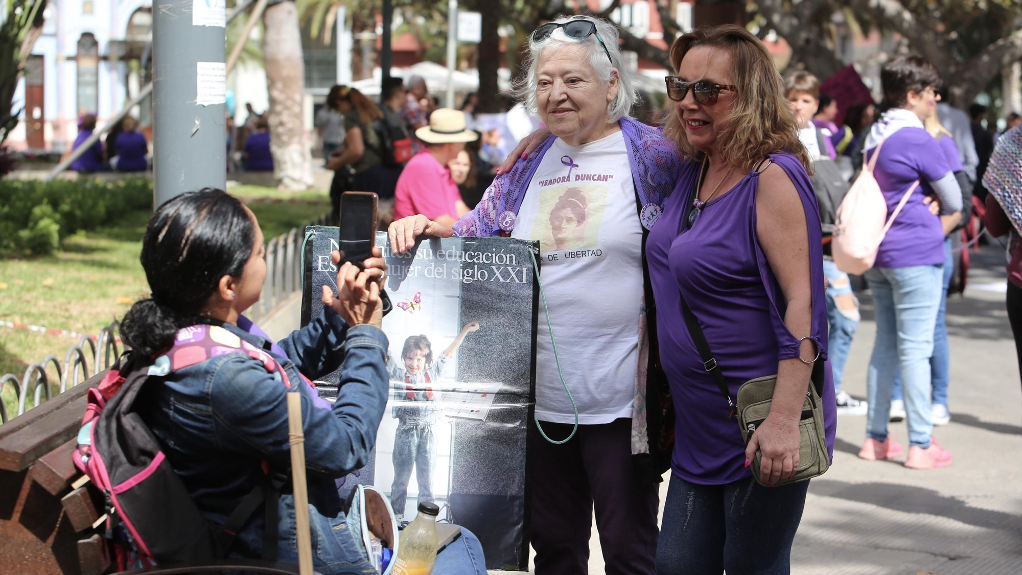 Manifestación feminista del 8M en Las Palmas de Gran Canaria. (ALEJANDRO RAMOS)