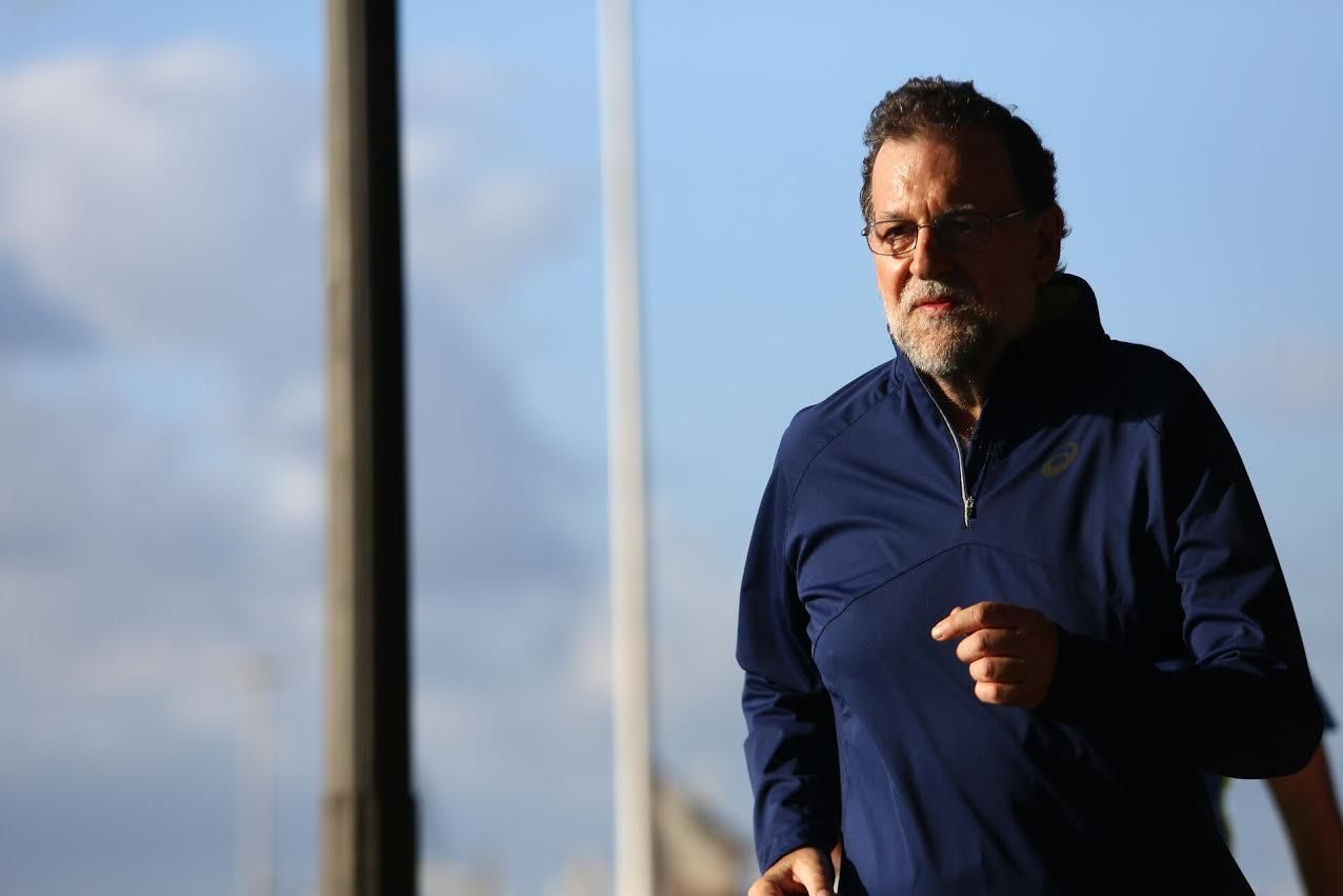 Mariano Rajoy corre en Santa Cruz de Tenerife.