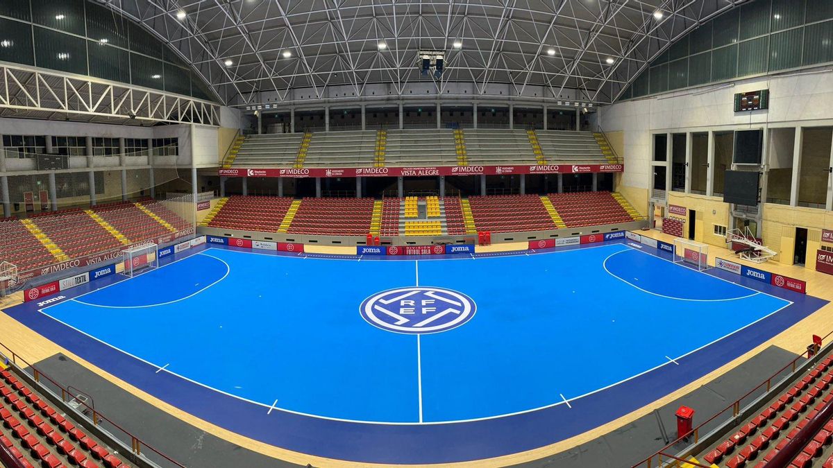 Vista Alegre, con la pista azul de la RFEF