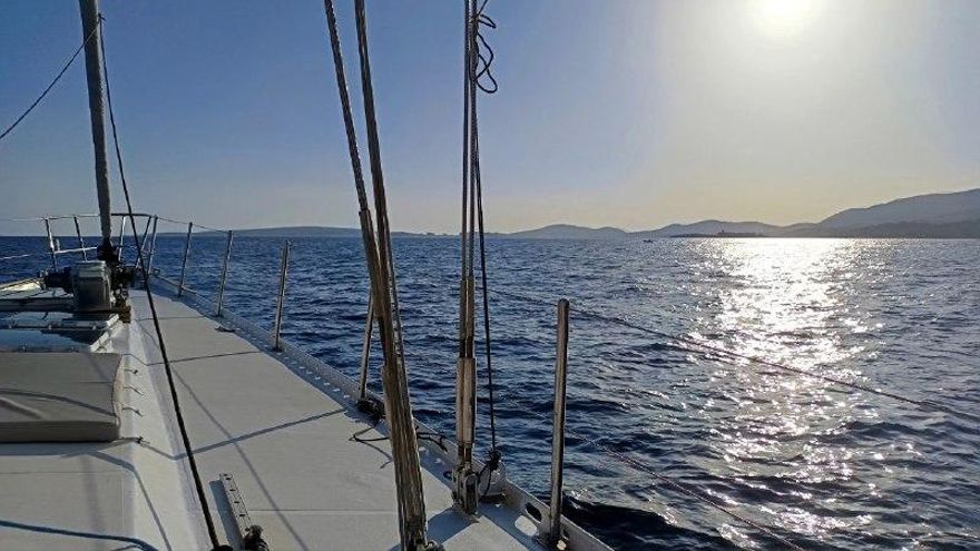 El Galaxie, el velero con el que elDiario.es va a seguir el eclipse desde Mallorca