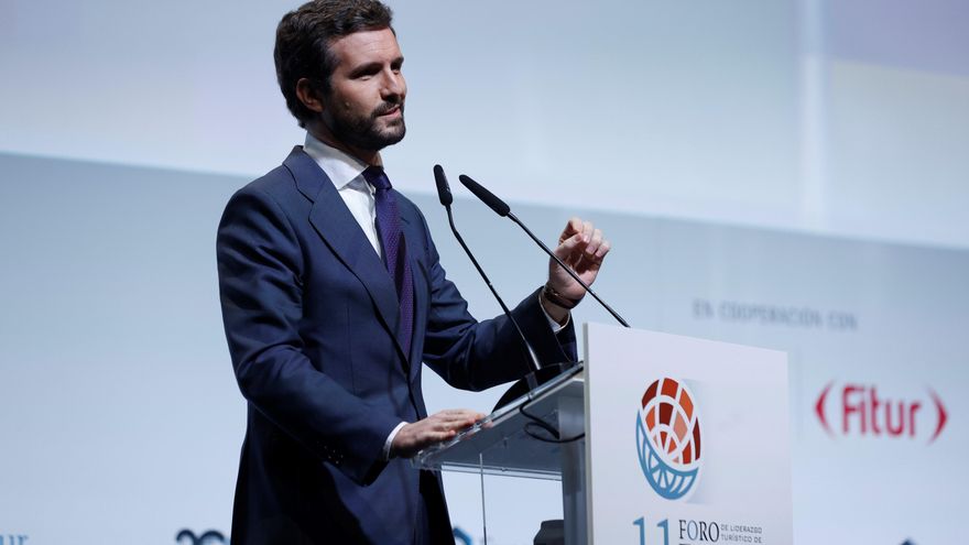 El presidente del Partido Popular, Pablo Casado interviene este martes durante el XI Foro de Liderazgo Turístico en Ifema, Madrid. EFE/ Emilio Naranjo