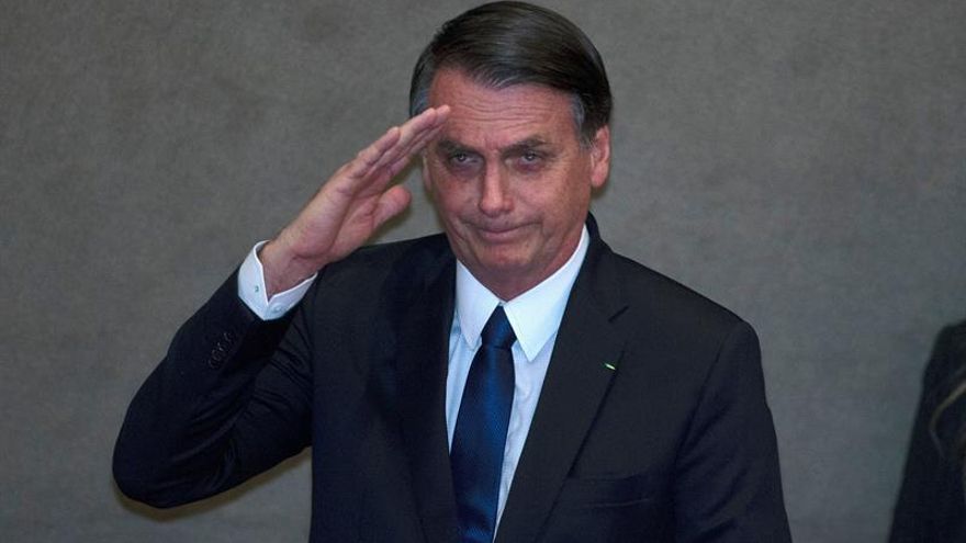 China acudirá a la toma posesión de Bolsonaro en Brasil, "un socio estratégico"