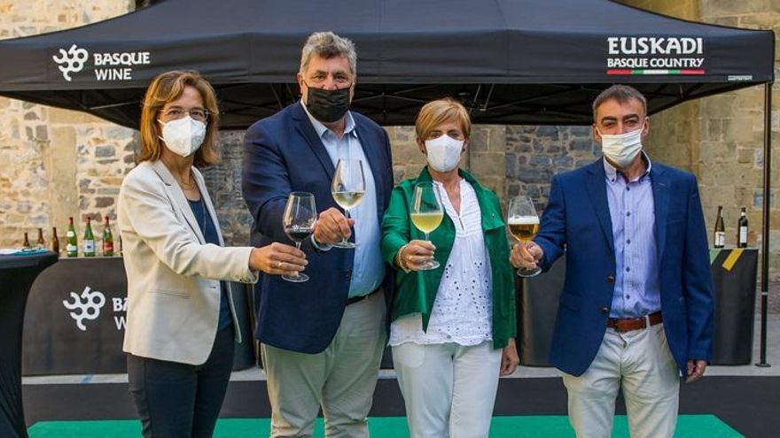 Presentación de la campaña de apoyo a las bebidas Basque Wine