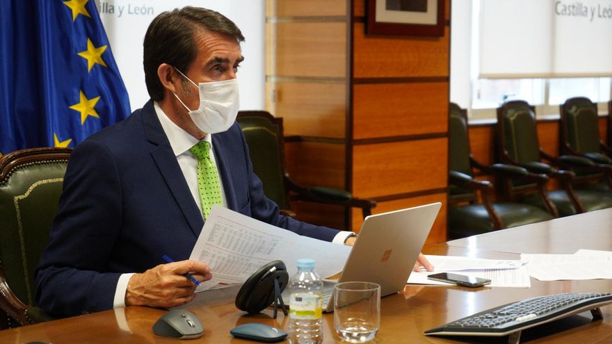 Castilla y León suspende todos los permisos para cazar lobos por la inseguridad jurídica generada