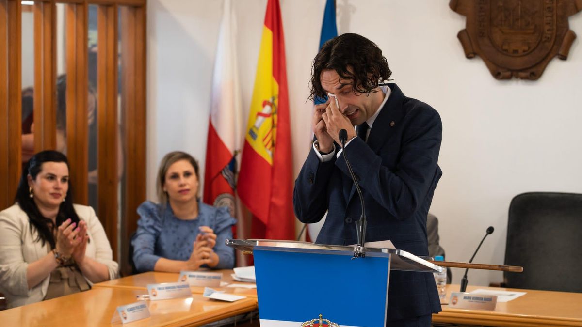 Javier Fernández Soberón (Cs) durante su toma de posesión de la Alcaldía de Astillero.