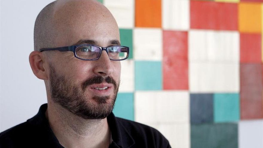 Podemos estudia un plan para parados de 55 años ligado a rehabilitar edificios