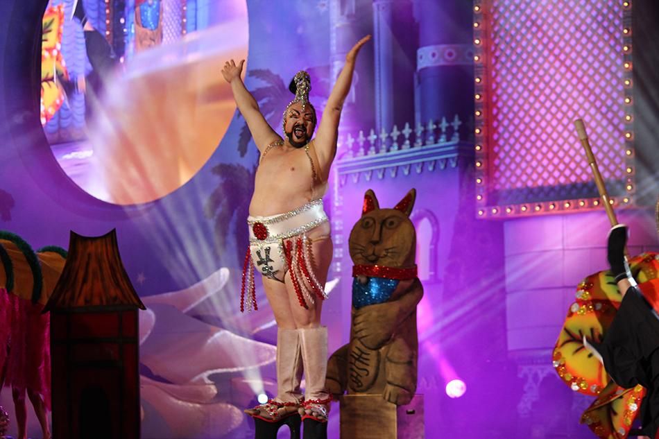 Amanda Bus presenta a Drag Arús. (Foto: Cirenia Vico)