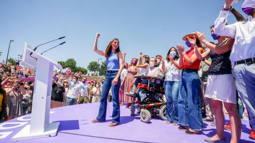 La nueva líder de Podemos, Ione Belarra, interviene tras ser elegida como secretaria general del partid en la IV Asamblea Ciudadana Estatal de Podemos, a 13 de junio de 2021, en el Auditorio Parque de Lucía de Alcorcón, Alcorcón, Madrid, (España).