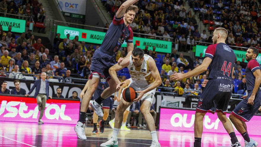 El Lenovo Tenerife cae ante el Obradoiro