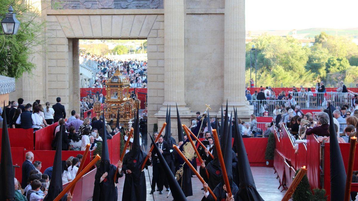 El alcalde reconoce que se equivocó con las previsiones para Semana Santa: "Ha sido una de las mejores de los últimos años"
