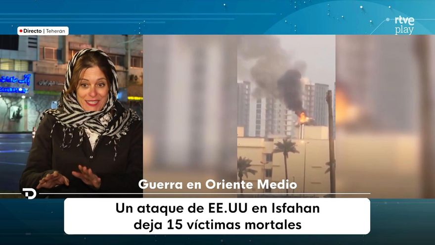 El divertido momento en el que un gato interrumpe a una reportera del Telediario de RTVE: "Perdón, retomo"