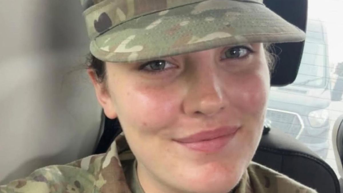 Imagen tomada de la cuenta en Instagram @judge_jeanine de la fiscal de los Estados Unidos para el distrito de Columbia, Jeanine Pirro, de la agente de la Guardia Nacional Sarah Beckstrom.