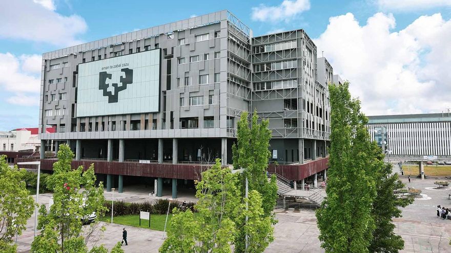 Los universitarios alaveses dejarán de viajar al campus de Bizkaia en autobuses de Altube después de cuatro décadas