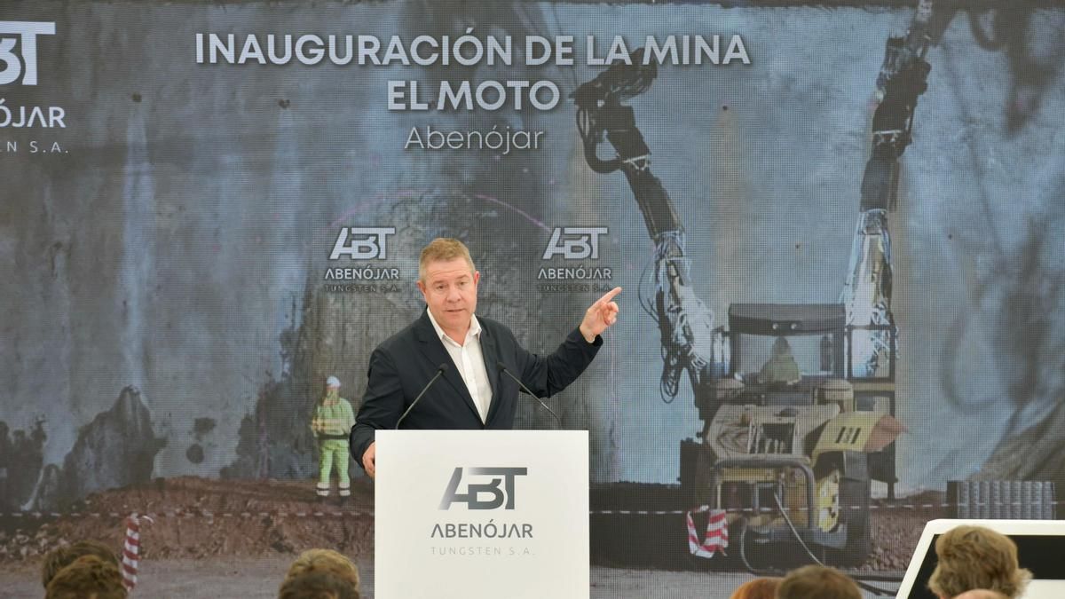 El presidente de Castilla-La Mancha, Emiliano García-Page, durante la inauguración de la mina.