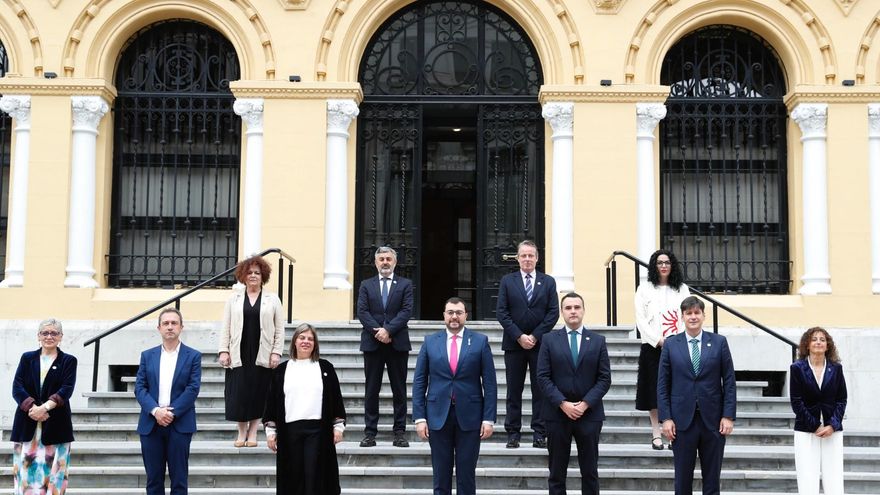 Eva Ledo, consejera de Educación de Asturias: "Mi hoja de ruta será el diálogo con los colectivos que piden mejoras"